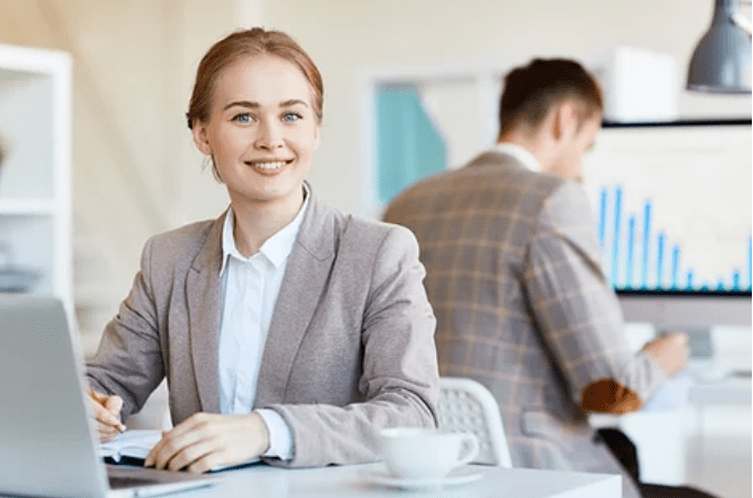 現成的CRM 現成的CRM