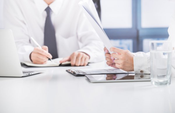 CRM作用:CRM為企業(yè)解決三大問題